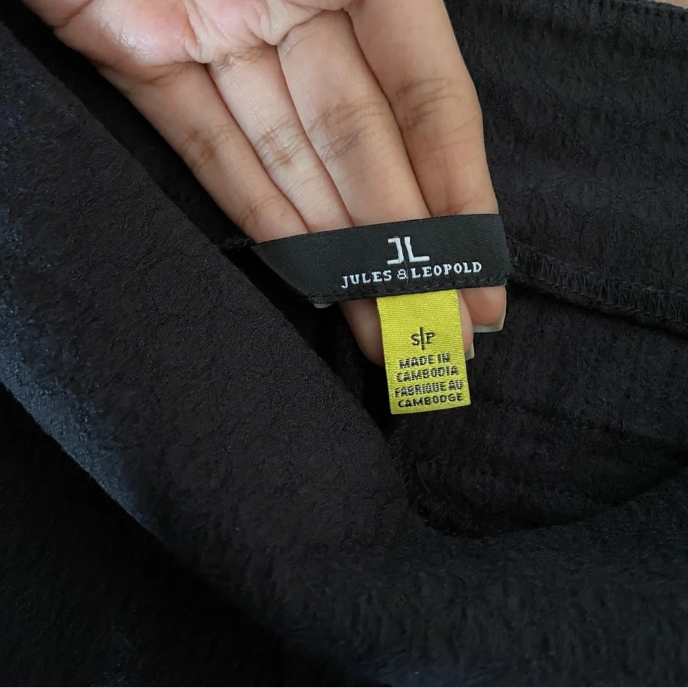 Jules & Leopold Textured Pants - Picture 3 of 13